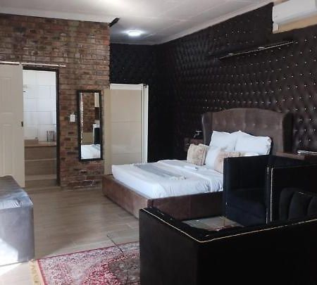 Naldorado Executive Villa Νέλσπρουιτ Εξωτερικό φωτογραφία