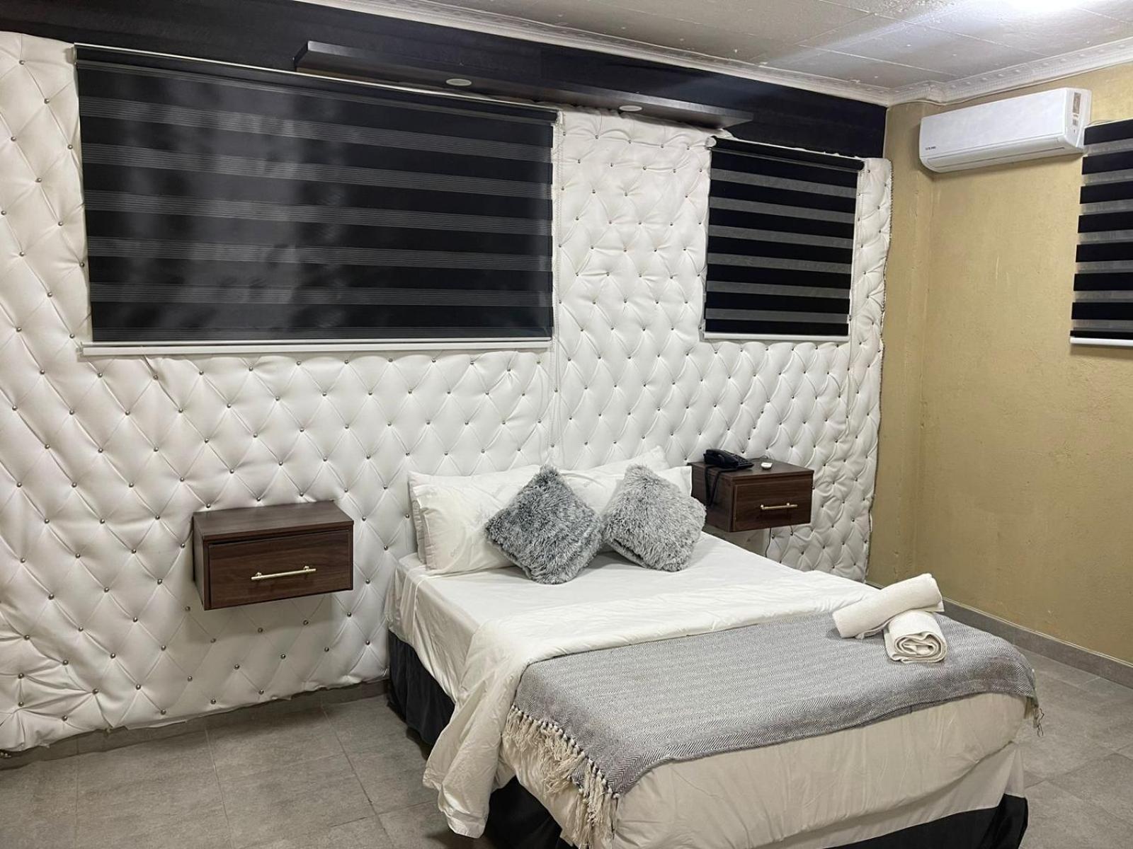 Naldorado Executive Villa Νέλσπρουιτ Εξωτερικό φωτογραφία